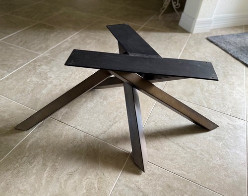 Steel coffee table base with